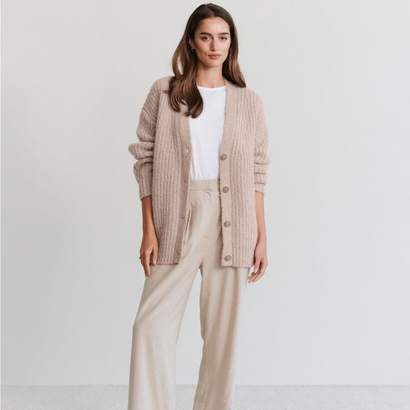 Jenni Kayne Cocoon Sweater Taupe - Picture 2 of 9